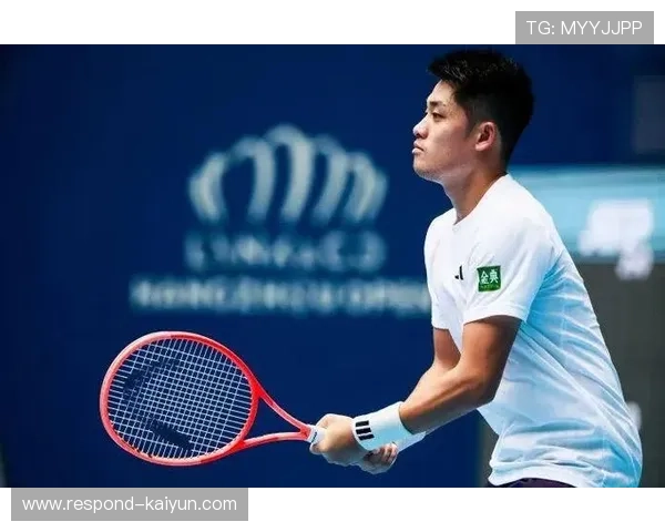 中国网球选手在巴黎大师赛惊艳亮相 逆转世界排名前十选手晋级四强