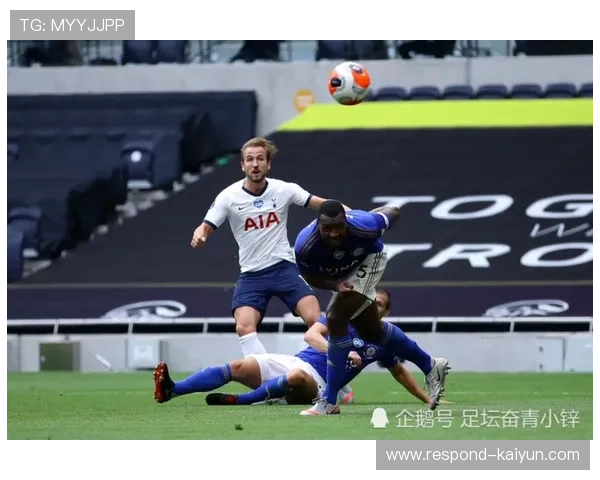 西布罗姆维奇足球俱乐部最新动态：球队表现回顾与未来赛季展望